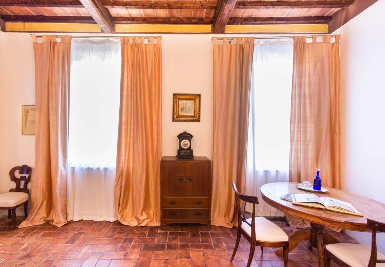 Castello Di San Fabiano Guest House Monteroni dʼArbia Eksteriør bilde